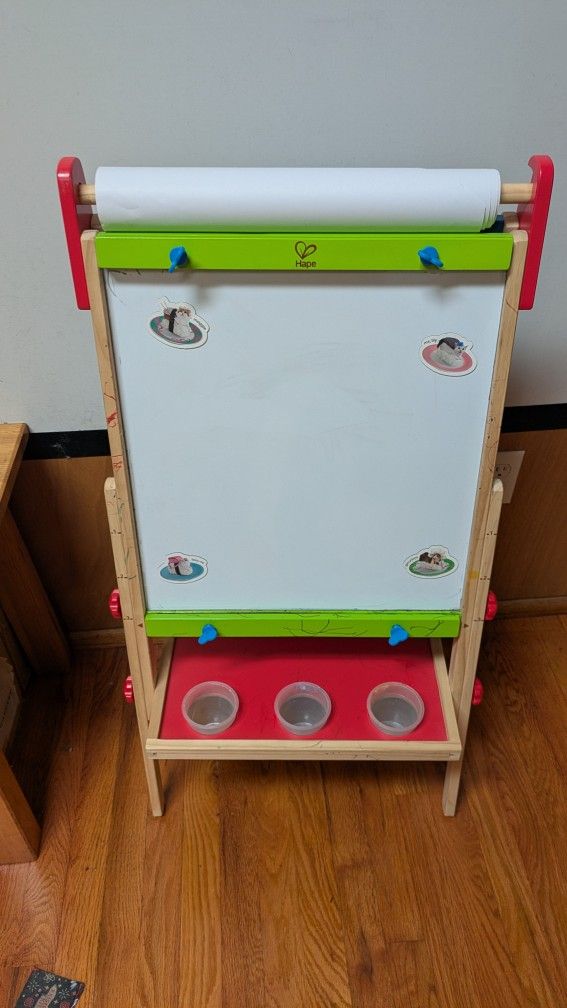 Adjustable Kid's Easel Whiteboard & Chalkboard 