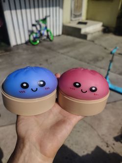 Today only, Tuesday: 1 color-changing dumpling + 1 light-up dumpling for just $12 while