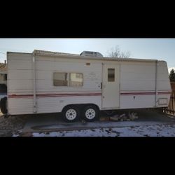 Fleetwood  Travel Trailer