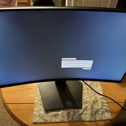 Selling 32 Inch Dell QHD 