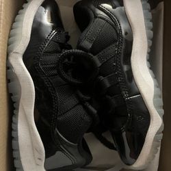 Black Retro Low 11 Size 11