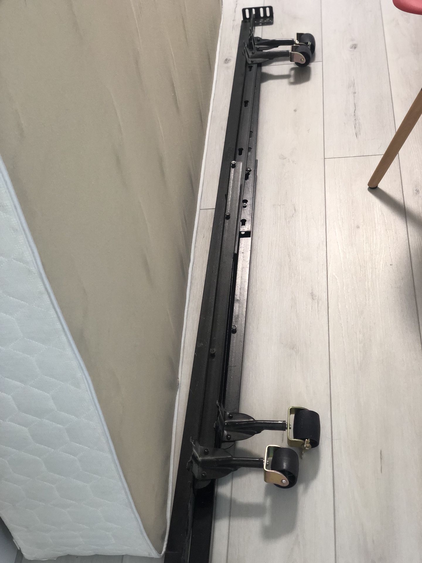 Twin frame and box spring and New mattress