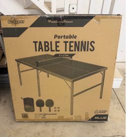 PORTABLE TENNIS TABLE READY TO PLAY
