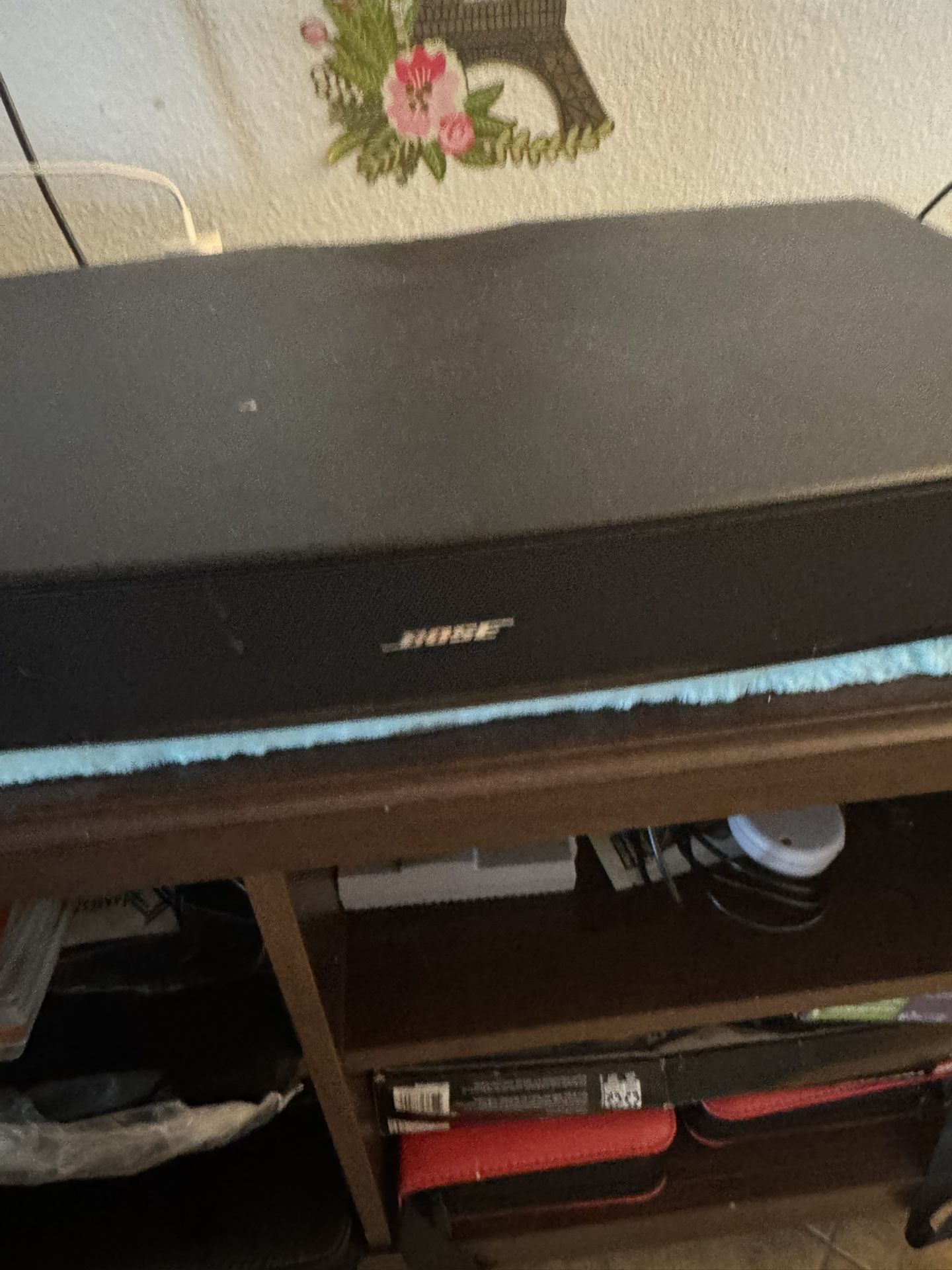 Bose Solo Tv Sound System With Control Remote In Very Good Condition