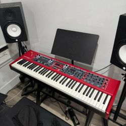 Nord Stage 3 