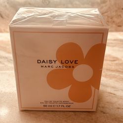 Daisy Love Mark Jacobs Perfume