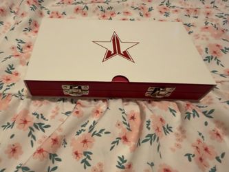 Jeffree Star Cosmetics Blood Sugar eyeshadow palette