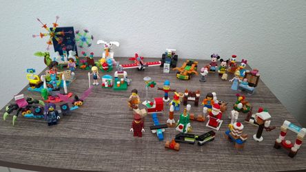 Large LEGO Lot – Lots of Mini Figures, Vehicles & Accessories