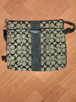 2 coach purses and a wallet