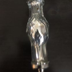 Daggers with twist blade