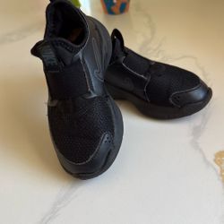 Toddler Nike Size 9c