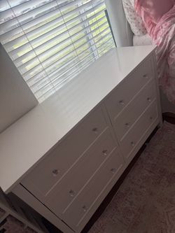 6 drawer white dresser