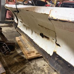 Blizzard 8-10’ Wide Out Plow