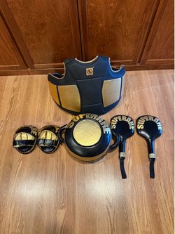 Super Rare Boxing coach trainers set