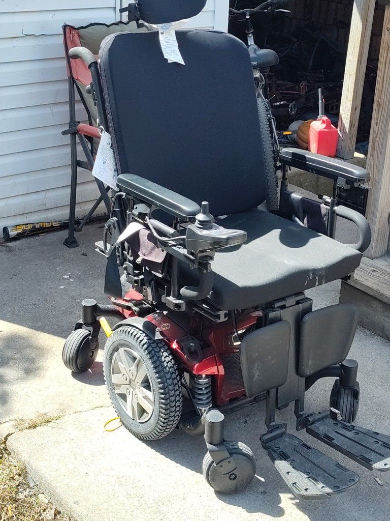 Chair In Excellent Condition