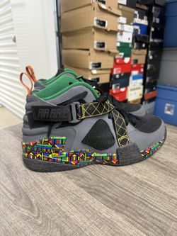 2014 Nike Air Raid “Peace”