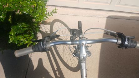 Touring bike