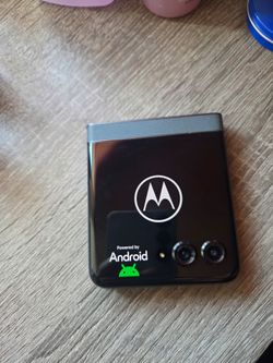 Motorola razr 2024