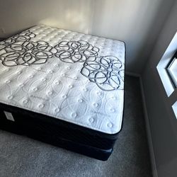 🟢queen Size Pillow Top Mattress