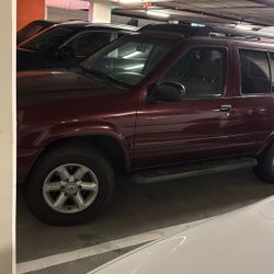 2004 Nissan Pathfinder
