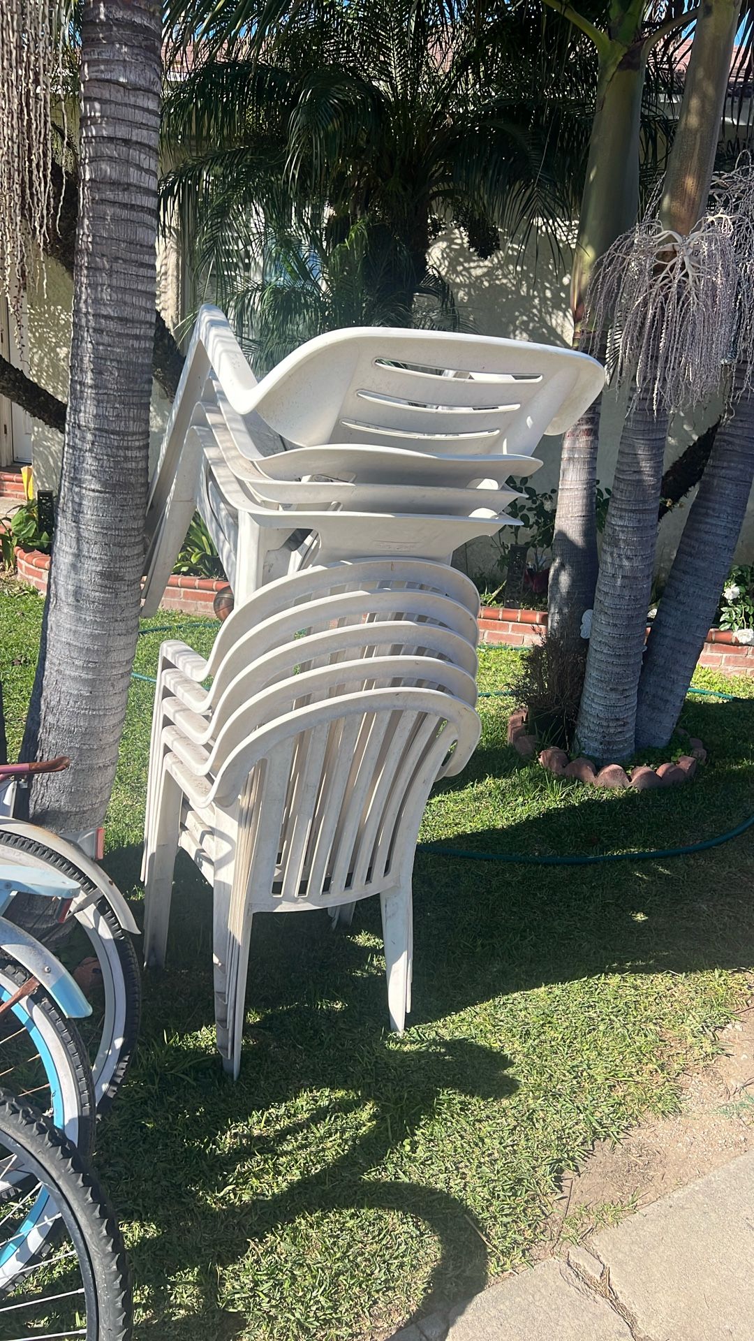 Workout 🏋️‍♀️ Equipment And Plastic Chairs 