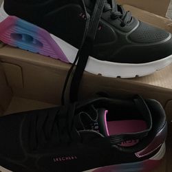 Skechers air cooled memory foam size 2