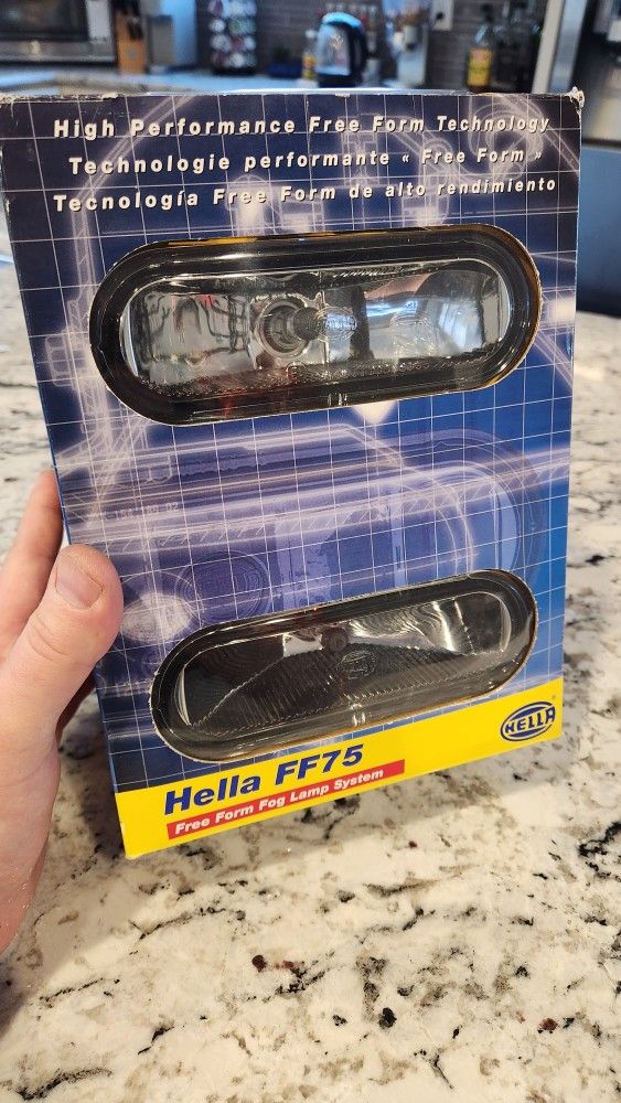 Hella Fog Light Kit FF75