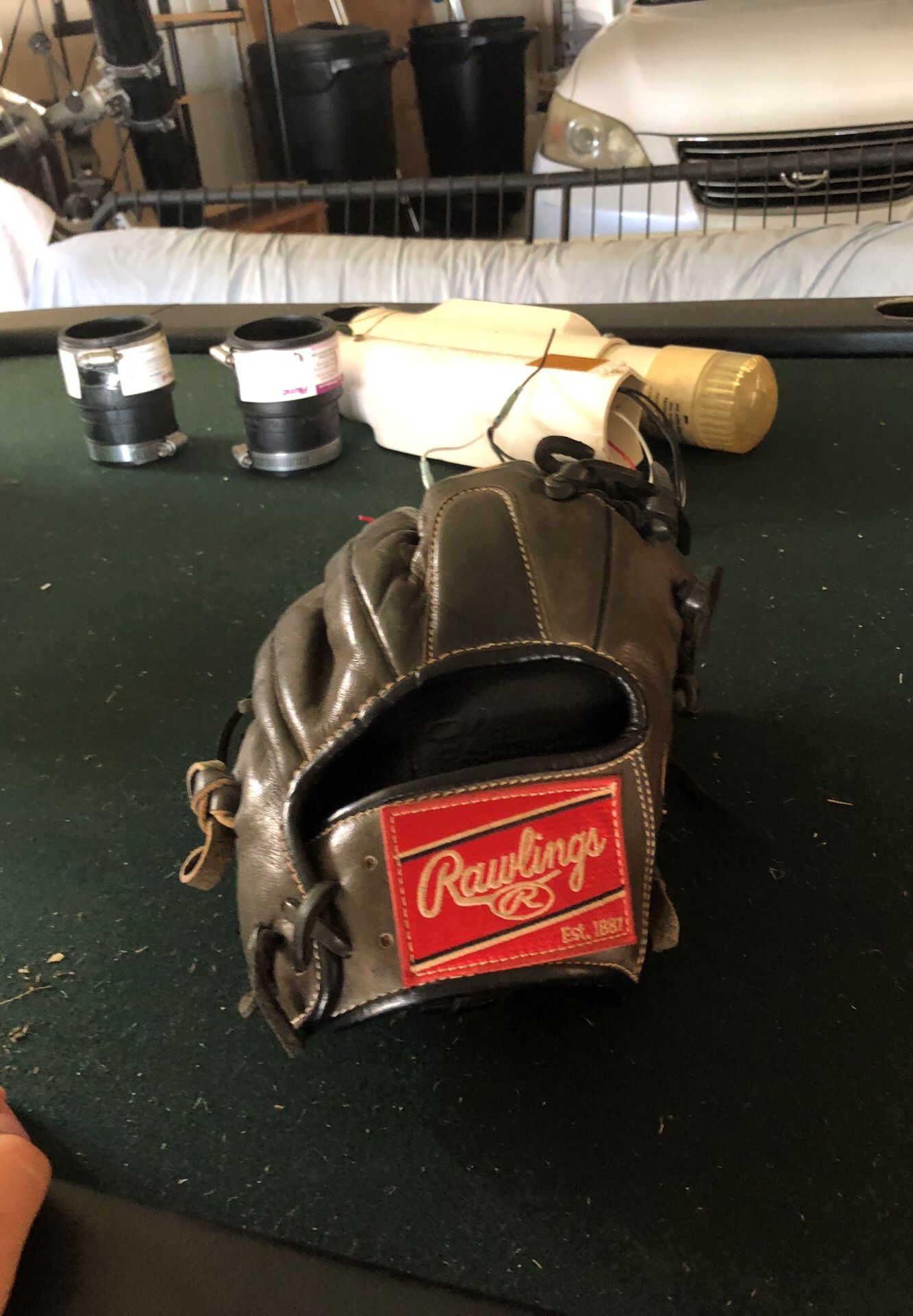 Rawlings glove
