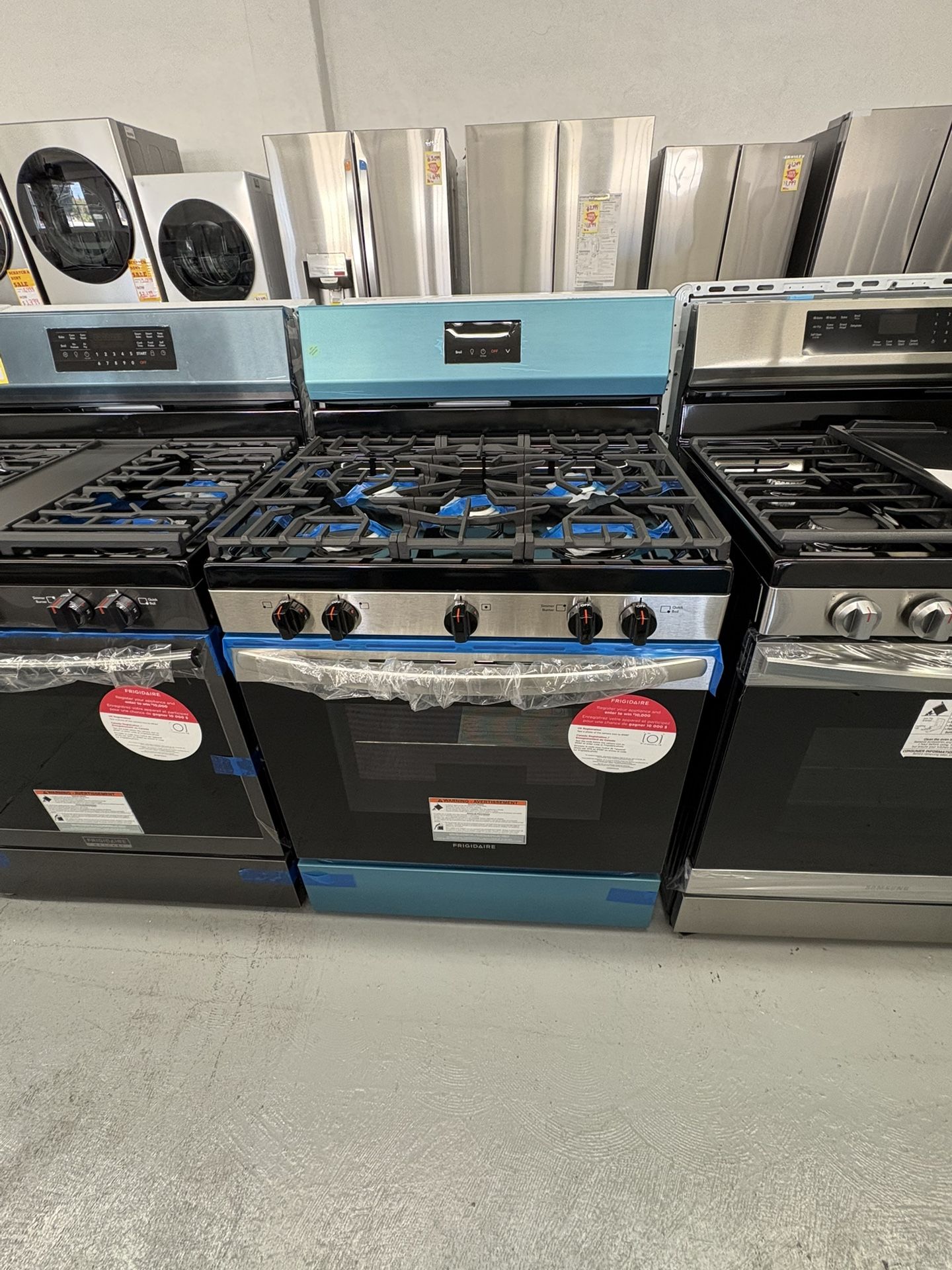 Frigidaire 30” Stove Gas