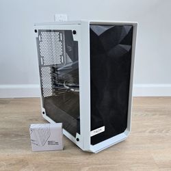 Rare White! Fractal Design Meshify C Mid-Tower Case - Tempered Glass - Excellent Airflow!