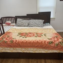 Solid wood bed with storage on both sides