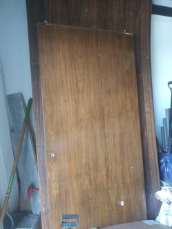 2 closet doors