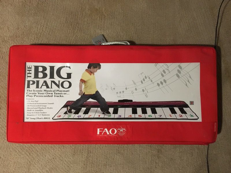 FAO Schwartz Big Piano