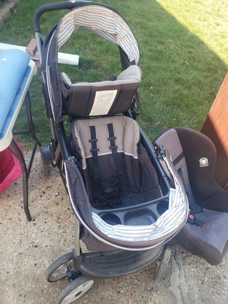 Double stroller 