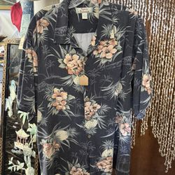 Tommy Bahama 100% Silk Blue Floral Hawaiian Shirt Aloha Button Down Size XL