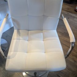 4 White Island chair for sale