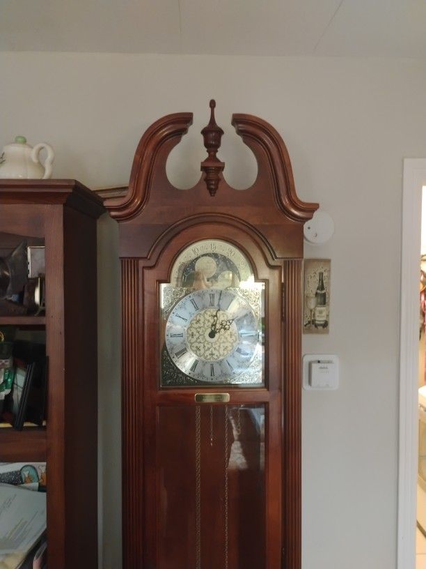 Grandfather Clock Like New