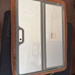 Microsoft Surface Pro 11 (2024) – Excellent Condition – Fast & Lightweight