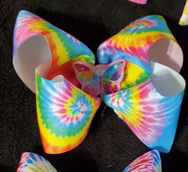 tie-dye hair bow