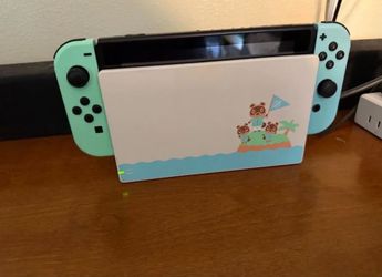 Nintendo Switch - Animal Crossing Edition