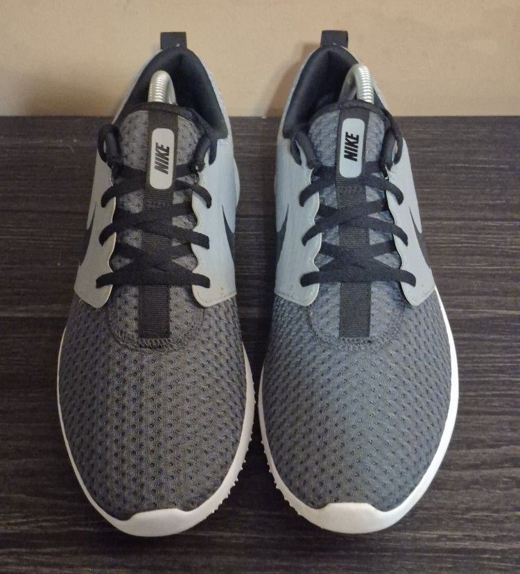 Nike Roshe G "Spikeless" Golf Shoe - Mn (Sz 8)