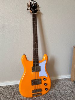 Epiphone Newport bass
