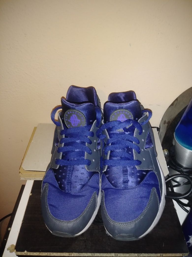 Nike huarache size 11