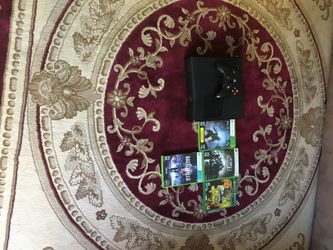 Xbox 360 w/controller and games