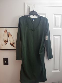 Free!!!Pick Up Today!!!!Maternity Spandex Dress Free