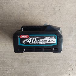 New Makita 4.0Ah Battery 40V