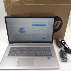 17.3” HP laptop i3 8Gb 256gb 