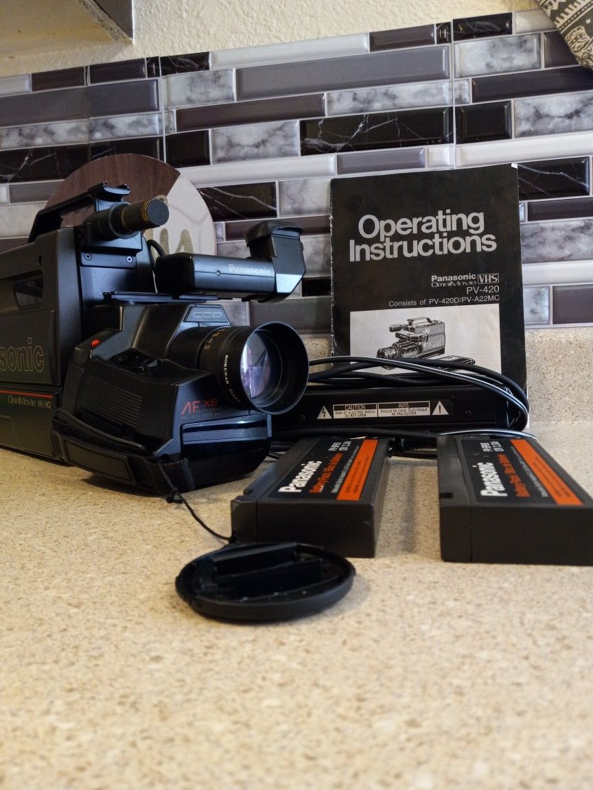 Panasonic OMNIMOVIE VHS Camcorder