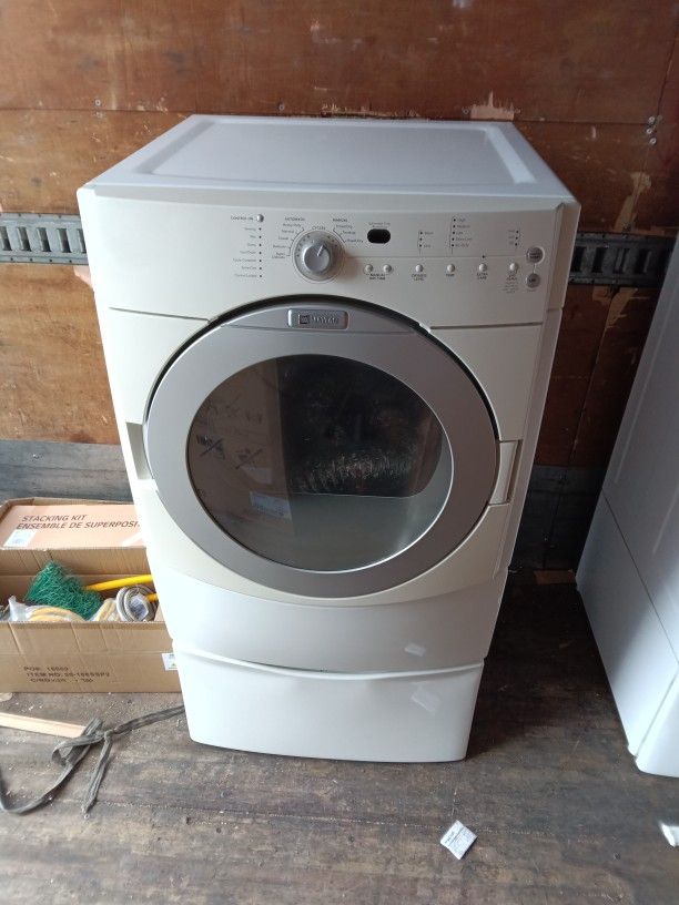 Dryer With Pedestal