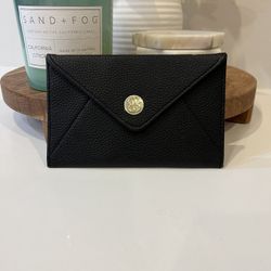 Black Wallet - Bandolino 